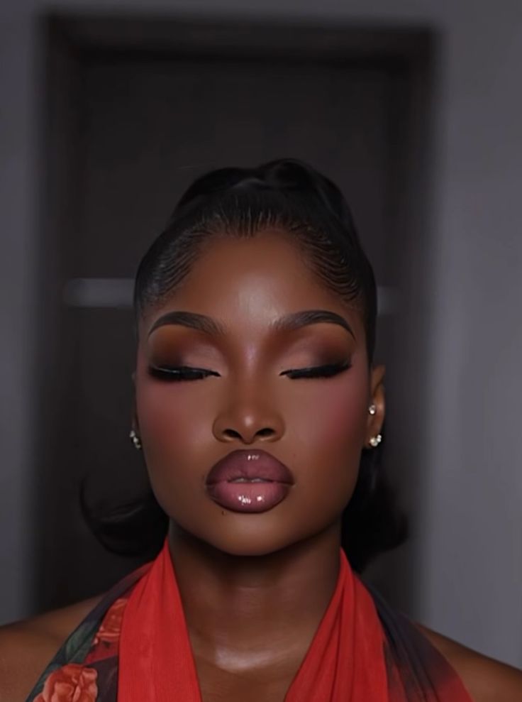 Shop Primary Image Shop Primary Image